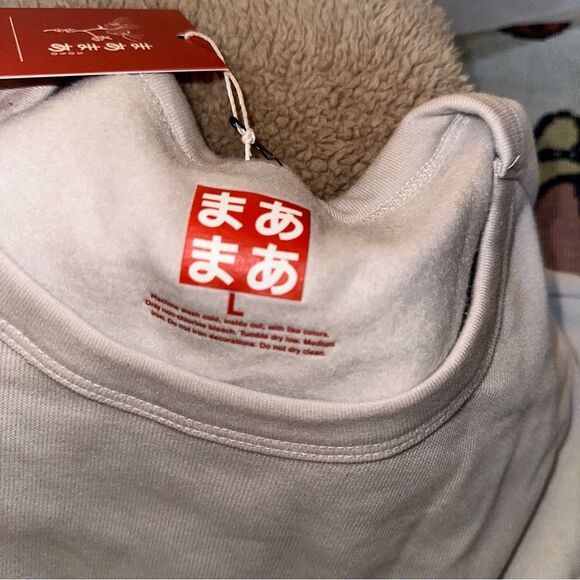 Locally made tan crewneck with Japanese lettering and red dragon with cross - Picture 10 of 15